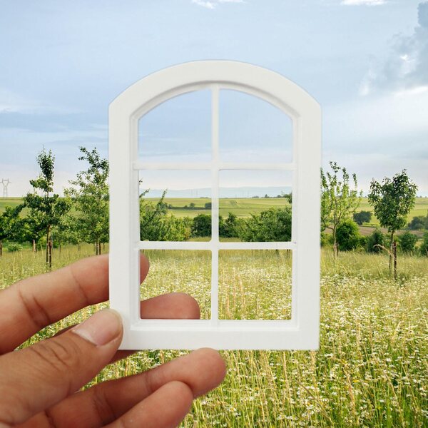 Cottage per Bambole Miniatura in Legno con Finestre 1:12 - Accessori White Arch
