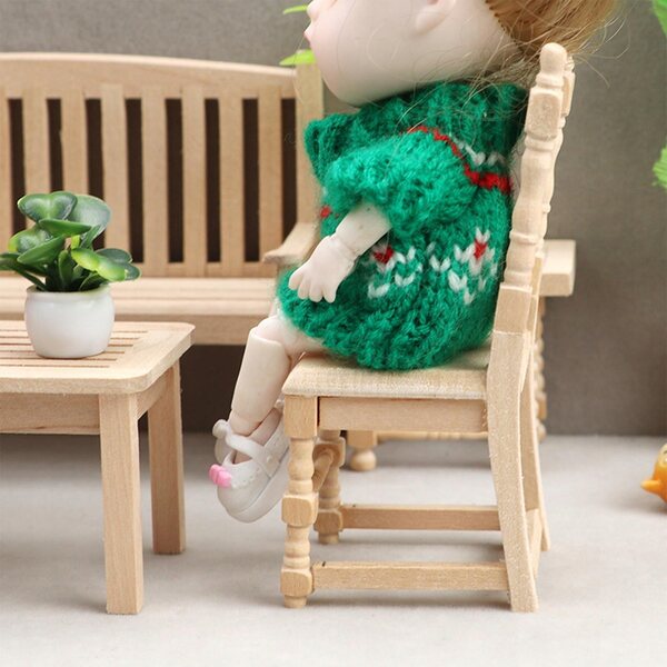 Chaise de salle à manger miniature en bois 1:12 pour maison de poupée vintage
