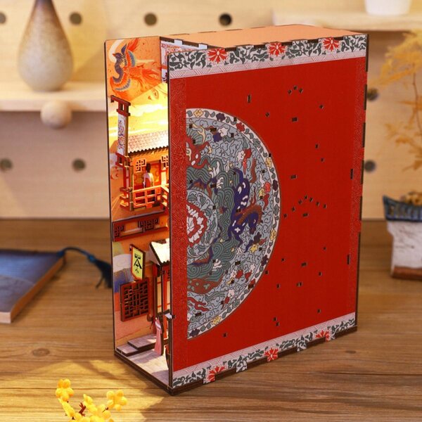 Miniatura Casa per Bambole in Legno con LED e Arredi DIY - Set Creativo 3D