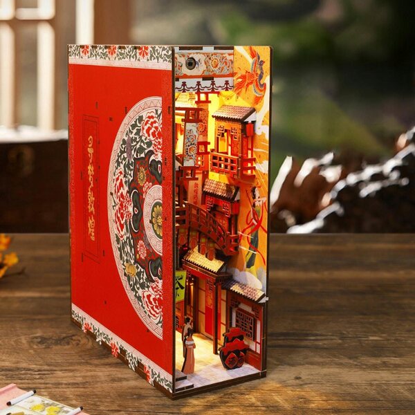 Miniatura Casa per Bambole in Legno con LED e Arredi DIY - Set Creativo 3D