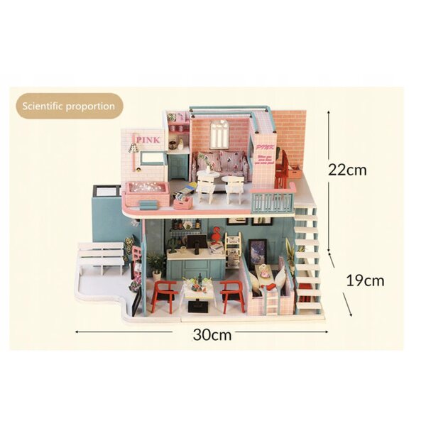 Casetta in legno con arredo fai da te Pink Cafe con illuminazione a LED 30x19x22 cm