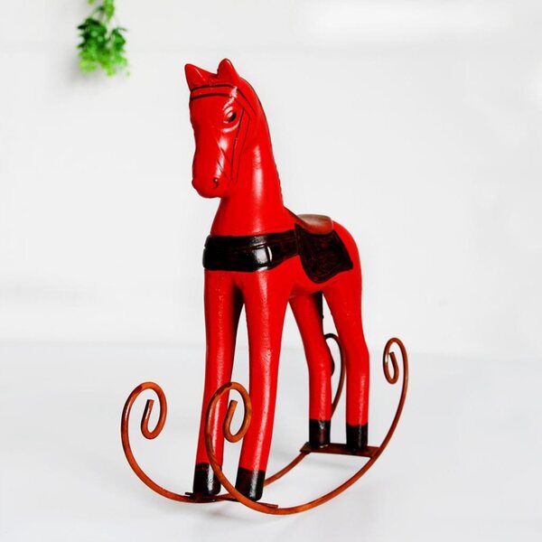 Mini Cavallo a Dondolo in Legno Rosso Decorazione per Scrivania 23,5 cm