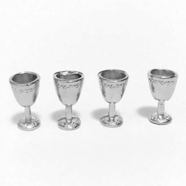 Set 8 Miniature Calici Champagne 1:12 per Casa delle Bambole in Metallo