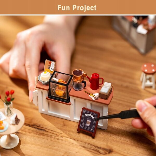 Kawiarnia Miniatura in Legno con LED - Casa delle Bambole DIY Creativa