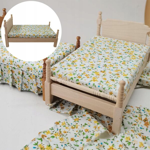 Letto in Miniatura in Legno 1:12 per Casa delle Bambole - Arredo Vintage