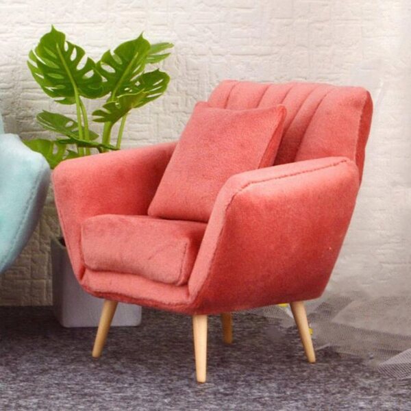 Sofa rossa in legno e polare per casa delle bambole 1:12 - Mini arredamento nordico