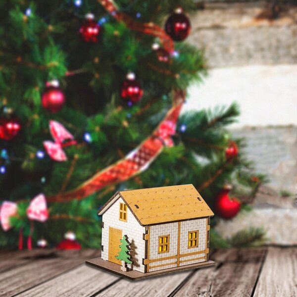 Miniatura Casa in Legno con Illuminazione per Decorazioni Natalizie 9.3x7.1x6.8 cm