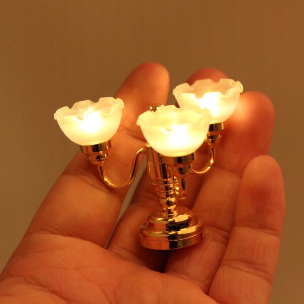 1:12 Puppenhaus-Miniatur-Deckenlampe aus langlebigem Metall