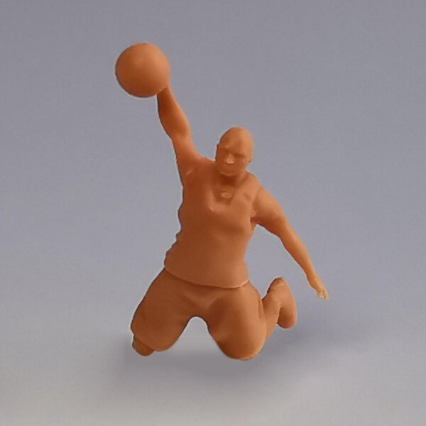 Miniatura giocatore di basket in resina scala 1:64 - figura non colorata da collezione