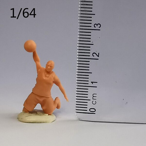 Miniatura giocatore di basket in resina scala 1:64 - figura non colorata da collezione