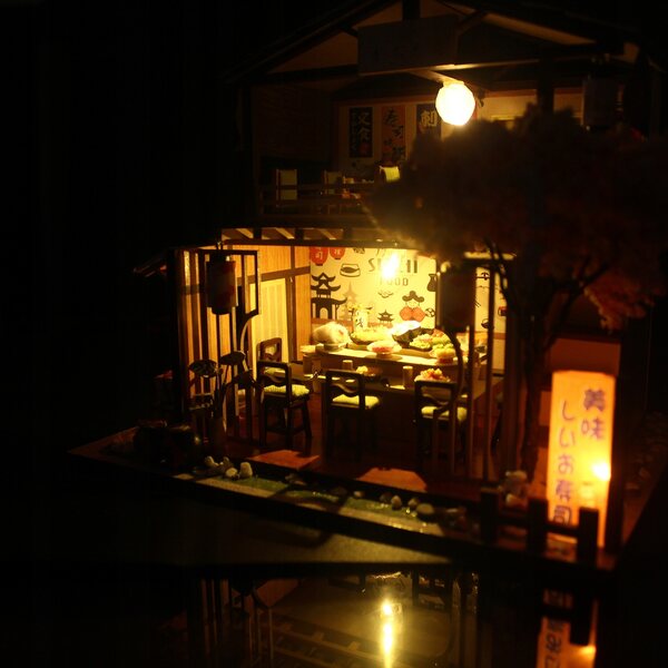 3D-Holzpuzzle mit LED – Sushi-Shop-Montagemodell 1:24