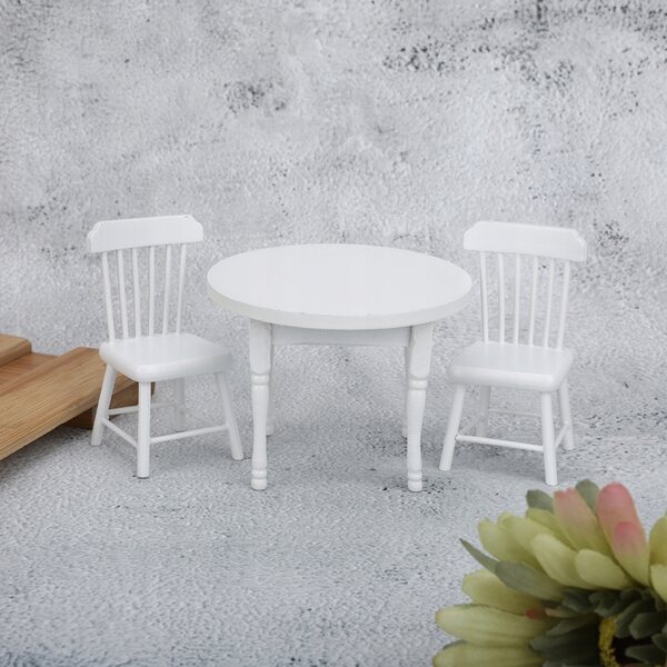 Ensemble miniature de table et deux chaises en bois blanc pour maison de poupées 1:12