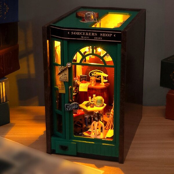 Set Miniature Casa delle Bambole con Luci e Fermalibri Decorativi in Legno DIY