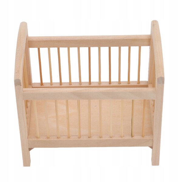 Lit bébé miniature en bois à l'échelle 1:12, réaliste et sans imperfections
