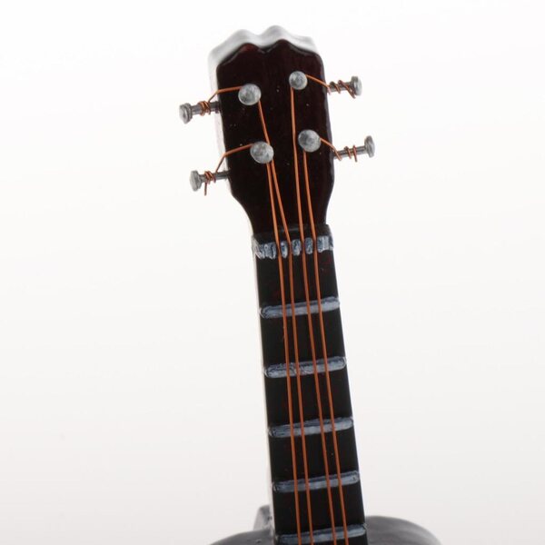 1/12 Gitarrenminiatur aus Holz mit Ständer für Puppenhaus 8 cm