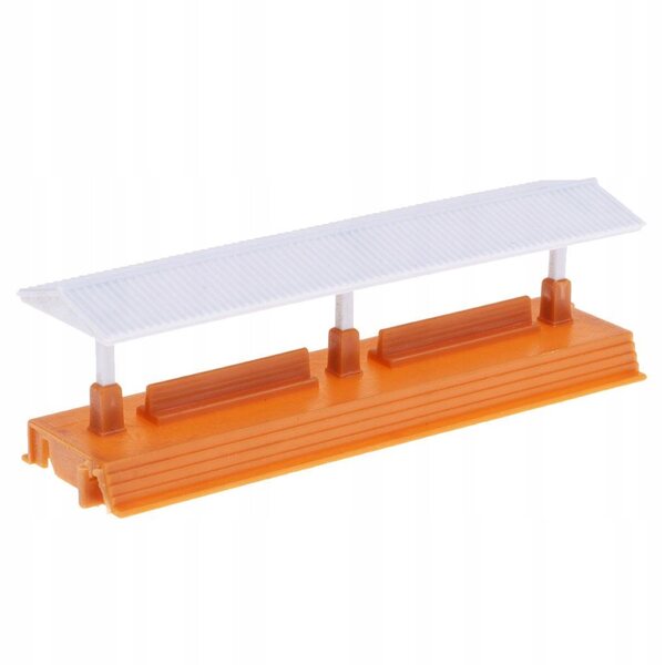 Passagiersplatform op schaal HO, een modelspoorbaan van 1:87 voor diorama's