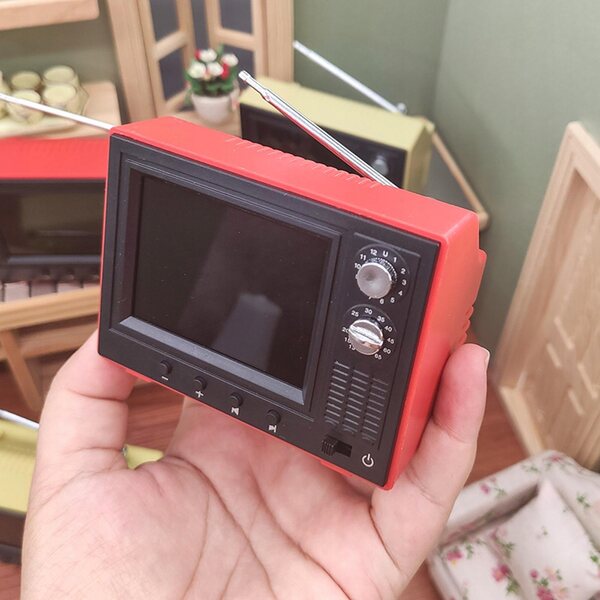 Funktionierender Mini-Retro-Fernseher im Maßstab 1:12 für Dollhouse Red