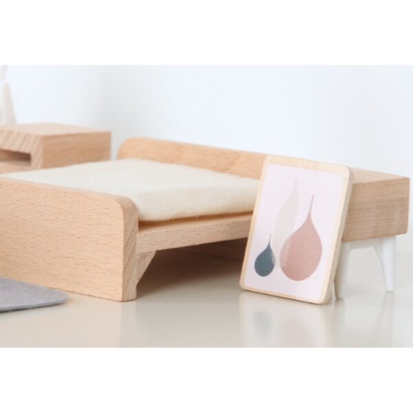 Komplettes und kreatives Schlafzimmerset mit Puppenhausmöbeln aus Holz