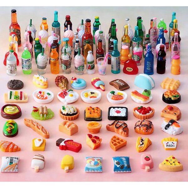Set 10 Accessori Miniature per Bambole - Abiti, Cucina, Cibo e Bevande