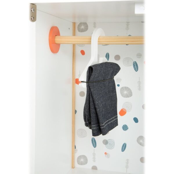 Small Foot armadio in legno bianco per vestiti delle bambole design scandinavo