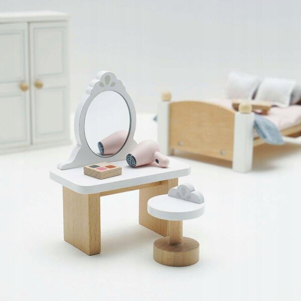 Set mit 19 Holzmöbeln für das Puppenschlafzimmer von Le Toy Van Daisylane