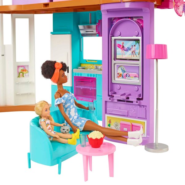 Barbie Villa Holiday Puppenhaus mit 30 Spielteilen, 2 Ebenen