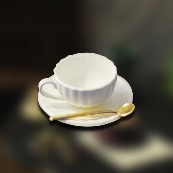 1:6 Miniatur-Kaffeetasse mit Untertasse und Löffel für Puppenhäuser