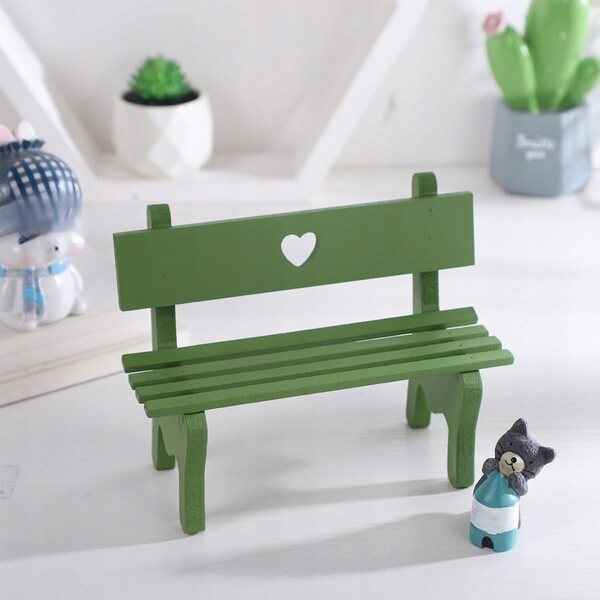 Mini panca decorativa in legno verde per ambienti e miniature 13x6,5x12,5 cm