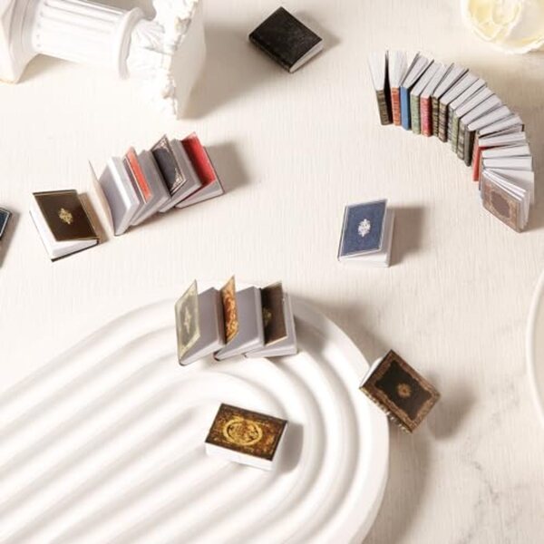 51 Miniatur-Dekorationsbücher aus strapazierfähigem Material – vielseitiges und hochwertiges Set