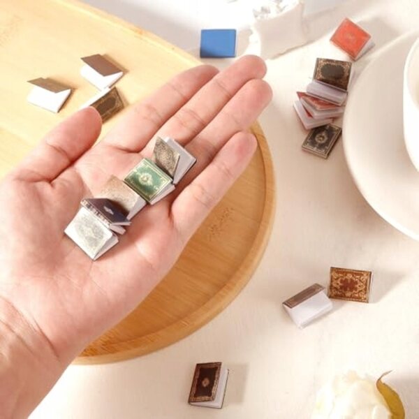 51 Miniatur-Dekorationsbücher aus strapazierfähigem Material – vielseitiges und hochwertiges Set