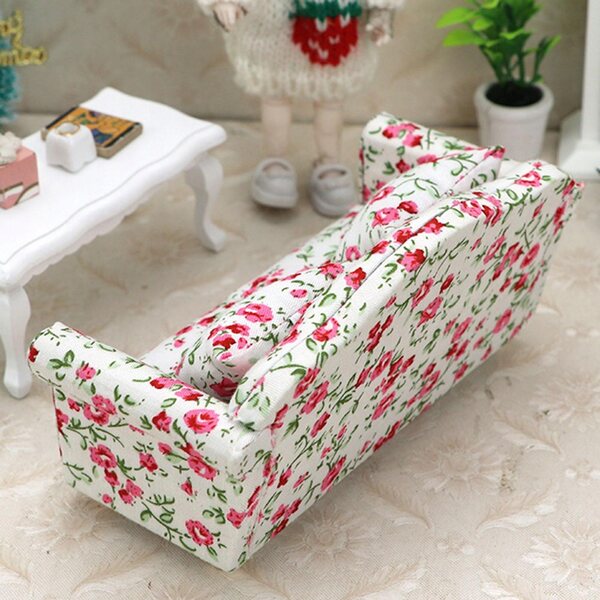 Sofa Miniatura 1:12 per Casa delle Bambole in Legno e Tessuto di Qualità