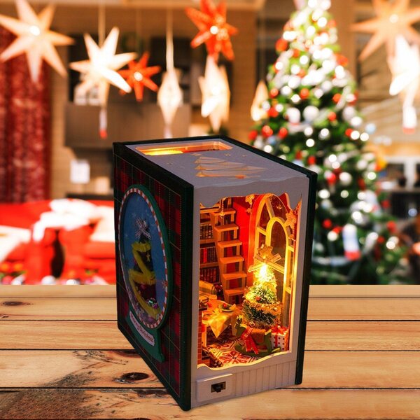 Kit DIY Casa delle Bambole Natalizia in Legno con LED e Puzzle 3D