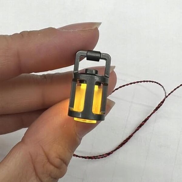 Lanternes LED miniatures pour maisons de poupées, ensemble de 2 pièces, câble de 15 cm, lumière chaude