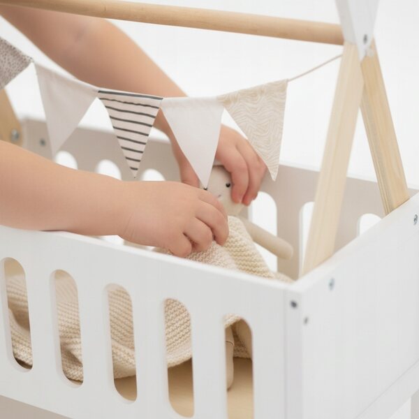 Letto in legno per bambole Tipi Tryco stile scandinavo 52x28x55 cm