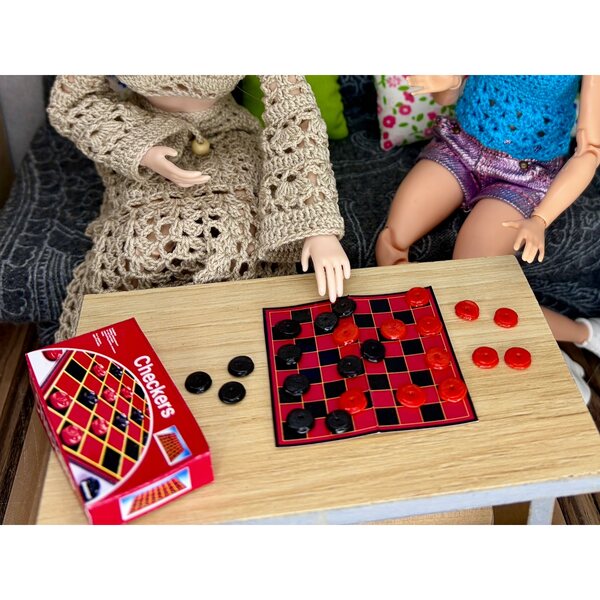 Miniatura gioco di dama per bambole fino a 30 cm con accessori per casetta