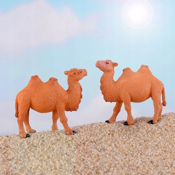 Miniatuur kunststof kameelbeeldjes voor tuindecoratie, 2 stuks