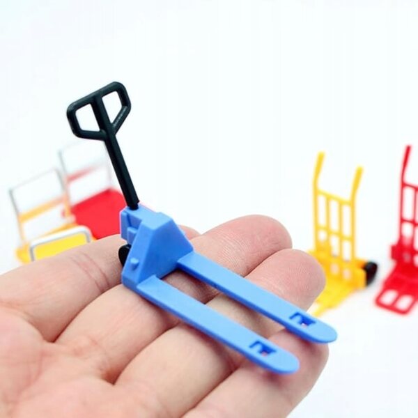 3 Stück Mini-Gabelstapler-Dekorationen für Kunststoff-Puppenhaus