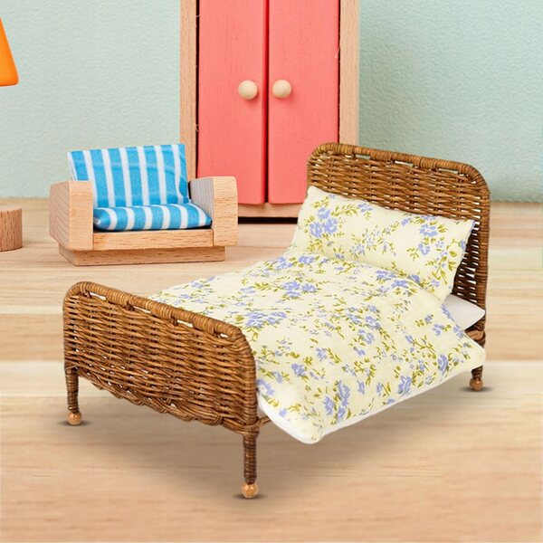 Letto in miniatura 1:6 in legno e rattan per casa delle bambole beige