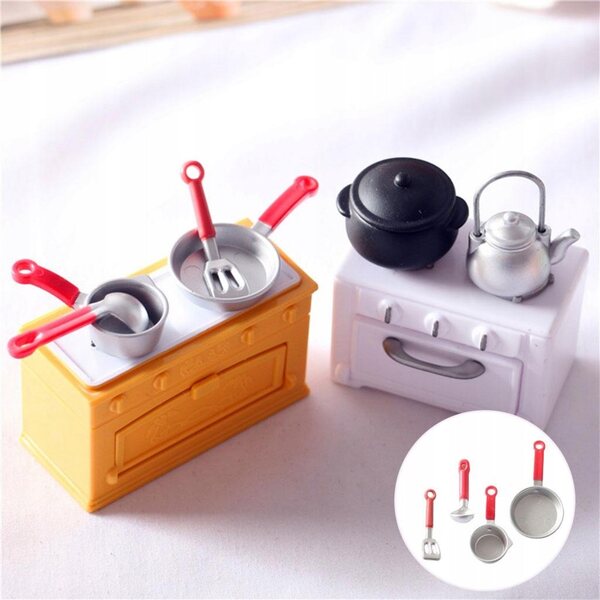 Set 4 Accessori Cucina in Plastica per Casa delle Bambole - Mini Pentole e Mestolo
