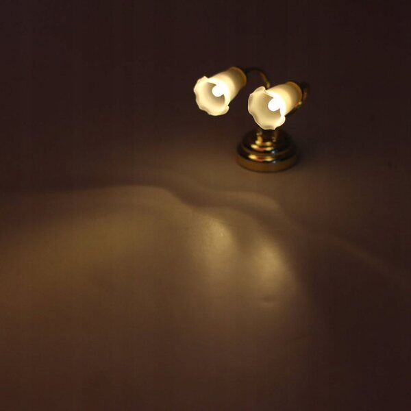 Lampada LED a Doppia Testa per Miniature 1:12 con Batteria a Litio e Base Dorata