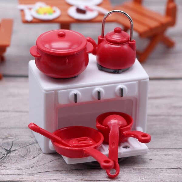 Mini utensili da cucina per casa delle bambole realistici e decorativi