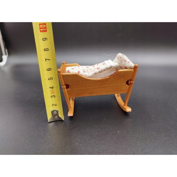 Mini mobili in scala 1:12 culla per casa delle bambole in legno e tessuto