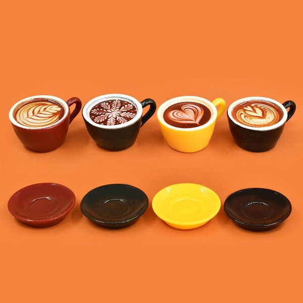 Set 8 Mini Tazzine da Caffè per Casa delle Bambole in Resina Dettagliata