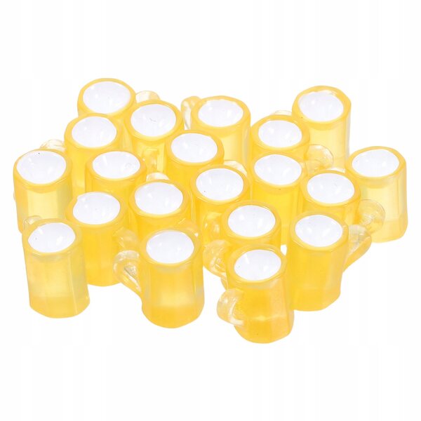 Set 20 mini boccali da birra in resina gialla per case delle bambole