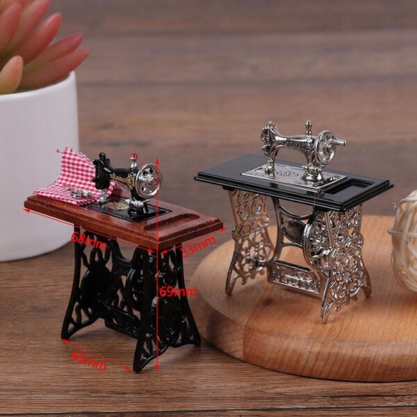 1:12 Miniatur-Nähmaschine für dekoratives Puppenhaus aus Holz und Metall