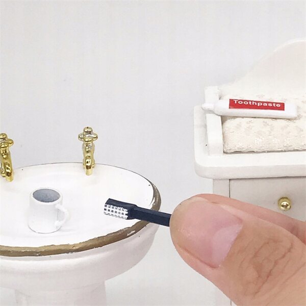 Kit Mini Accessori Bagno per Casa delle Bambole 1/12 con Spazzolino e Dentifricio
