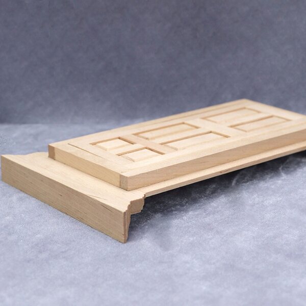 Decorazione in legno miniatura per porte di casette, design elegante e durevole