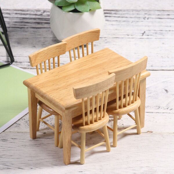 5-teiliges Set Mini-Holzmöbel für Puppenhäuser in natürlicher Holzfarbe