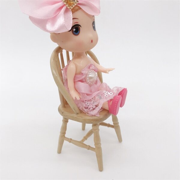 Miniatura Sedia in Legno Chiaro per Arredamento Casa Bambole 5,7x4,5x9,2 cm