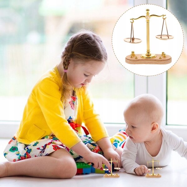 Mini bilancia vintage in lega di zinco per decorazioni e giochi per bambini